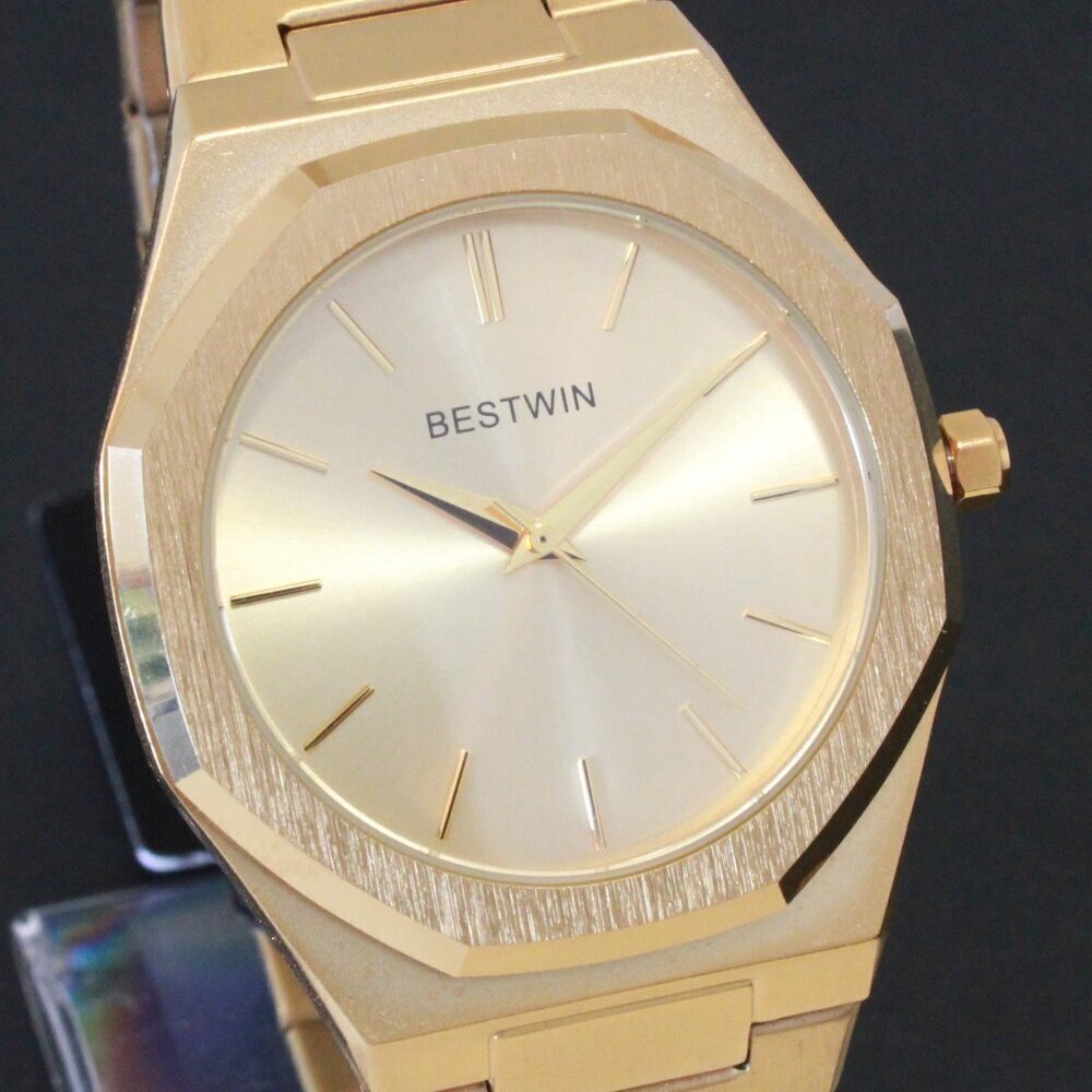 Men's Sports Watch Integrated Bracelet Gold Tone Quartz 41.5mm - Picture 8 of 14